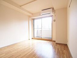ベルファースト 00503 5階1Kの室内