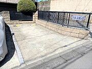 敷地内駐車場（要空確認・別途契約）