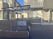 屋根付き駐輪場あり