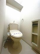 暖房機能付き洗浄便座設備です。