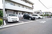 敷地内駐車場もございます。空き状況については株式会社守屋住宅　大宮西口駅前店までお問い合わせ下さい！