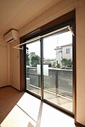 【室内物干フレクリーン】雨の日はもちろん、花粉の季節や梅雨どきにも、安心して洗濯物を干すことが出来る、室内物干しです！