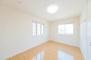 6．7帖洋室☆寝室や趣味のお部屋に☆