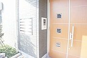 オートロック付きの共用エントランスでセキュリティＵＰ♪