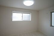 ＬＥＤ照明付きの洋室です☆