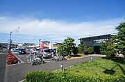 ショッピングモール・ロゼオ水戸まで徒歩12分です。