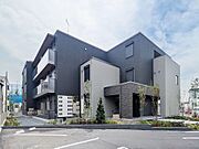 【今話題のＺＥＨ搭載！積水ハウスのシャーメゾン】オートロックを通り抜けると、空調の効いたまるでホテルのような屋内廊下☆賃貸住宅には珍しいエレベーターを採用しワンランク上の生活をご提案いたします♪