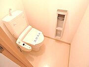 温水洗浄暖房便座のトイレです♪