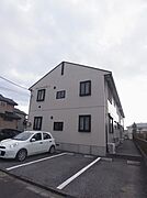 【積水ハウスの賃貸住宅】敷地内に駐車場各戸1台付きです☆