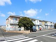 【☆コモドヴィータＷＥＳＴ☆】軽量鉄骨造で耐震性の高さに特徴のある積水ハウス施工です！！1階1ＬＤＫ・2階2ＬＤＫの間取りのお部屋です♪