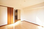 床はフローリング材を使用しています。