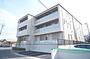 建物の前面が道路なので日差しがたっぷり入ります！