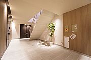 ■共用部■　上質な設えで細部にまで心を尽くし、ゆとりあふれる共用空間で入居者を魅了します。　