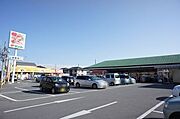 ■周辺施設■　スーパーのサンユー岩曽店まで徒歩11分（820ｍ）♪