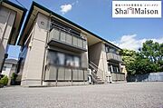 ■外観■　積水ハウス施工のシャーメゾン！各世帯敷地内に駐車場2台付き（無料）！