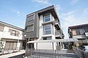 久喜駅徒歩4分　「ラ・セーヴル」ごゆっくりと詳細をご覧くださいませ。