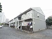 東南向き　前面駐車場の為遮るものがありません