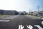 敷地内駐車場です（空き状況はお問合せください）