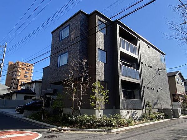 apartment 埼玉県吉川市木売１丁目3-5
地図を見る