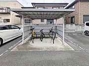 屋根付き駐輪場付き！
