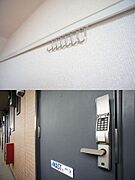 ■玄関鍵＆化粧幕板■　テンキー式電子暗証番号錠のデジタロック♪鍵の持ち歩きの煩わしさや、紛失・盗難・複製の心配がなく安心♪洋服やカレンダーを掛けるのに便利な化粧幕板フックもあって便利♪