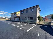 ■敷地内舗装駐車場、別途契約月額5，500円（税込）※台数に限りがあるので要空き確認
