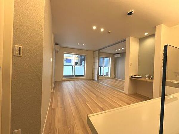 クレインズ　高崎田町