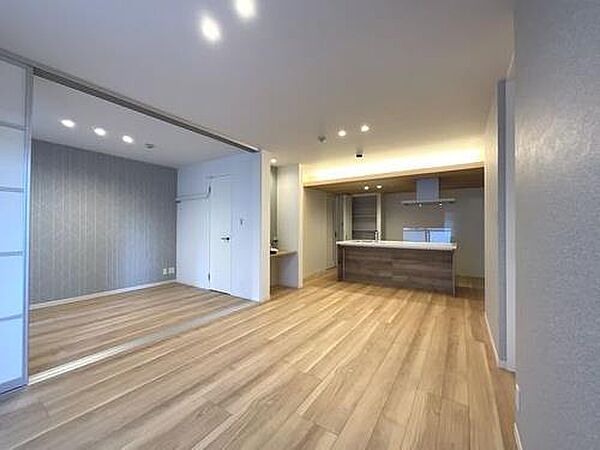 クレインズ　高崎田町