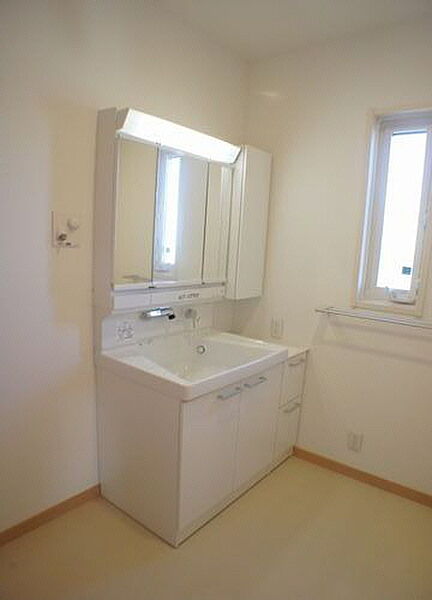 detached 群馬県太田市東本町3-25-1

地図を見る