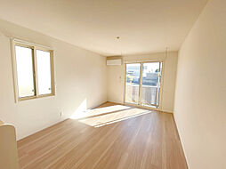 ＥＴＥＲＮＡ東本町I 101 1階1LDKのリビング/ダイニング