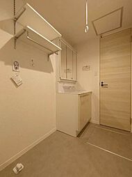 洗髪洗面化粧台♪ランドリーラックもございます♪