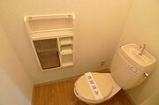備品が入る収納ＢＯＸ付き。