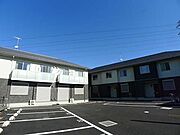 敷地内駐車場1台／1世帯付です♪