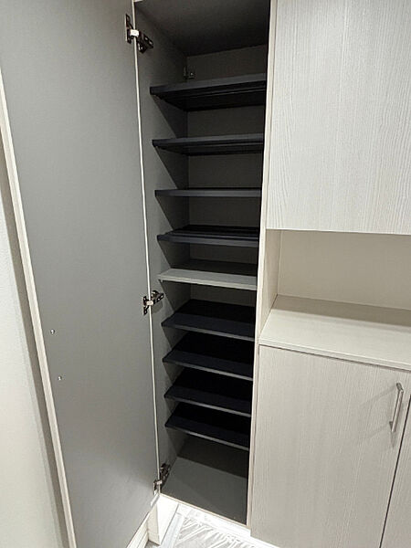 玄関を拡大表示