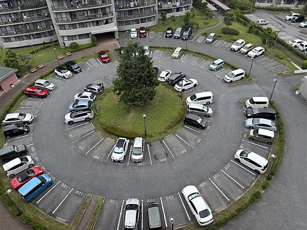 駐車場を拡大表示