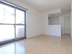 プランドール 0101 1階1LDKのリビング/ダイニング