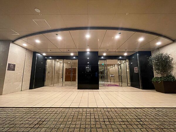 エントランスを拡大表示