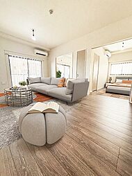 エスポワール清伸 1002 10階3LDKのリビング/ダイニング