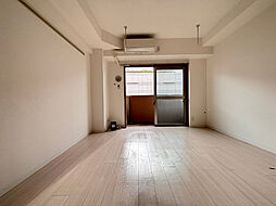 フラワーズドリーム 0302 3階1Kのリビング/ダイニング