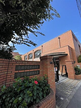図書館「愛国学...