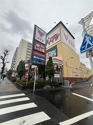 スーパー「コモ...