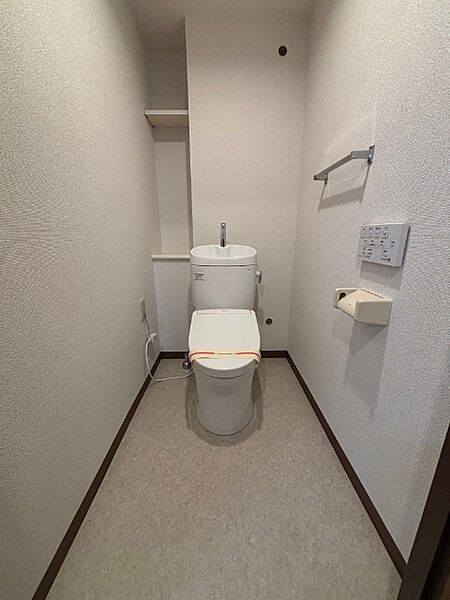 トイレを拡大表示