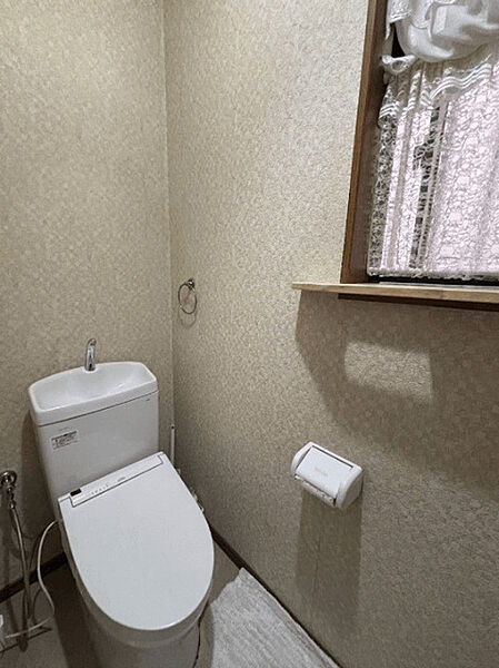 トイレを拡大表示