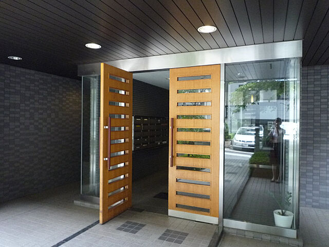4 / 6