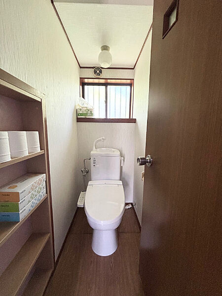 トイレを拡大表示