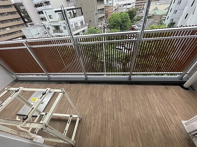 バルコニー