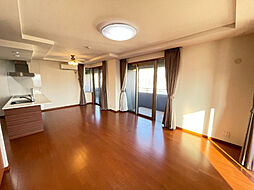 ロイヤルガーデン錦町 1307 13階4LDKのリビング/ダイニング