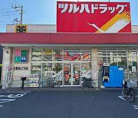 ドラックストア...