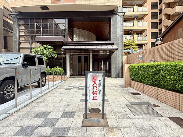 エントランスを拡大表示
