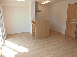 Strahl　Ｃ 102 1階3LDKの室内